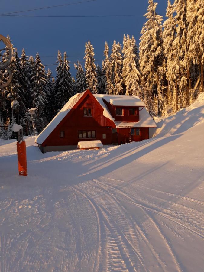 Chata Stred Kubinska Hola Dolny Kubin Exterior foto